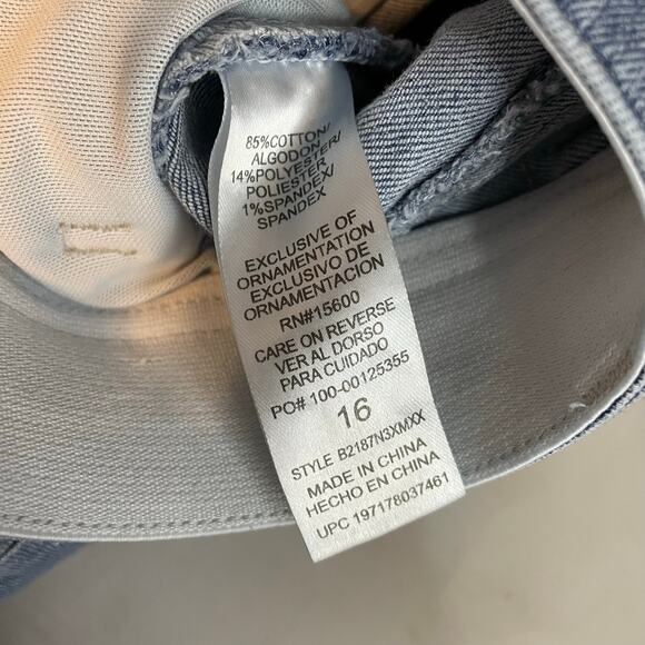 Democracy Tummy Tuck High Waist straight leg Cropped Distressed Jeans womens 16 - Picture 13 of 13